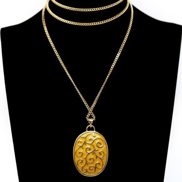 Vtg Butler Fifth Avenue Rhinestones & Enamel Gold Tone Necklace 32" Chain Locket - Picture 2 of 12